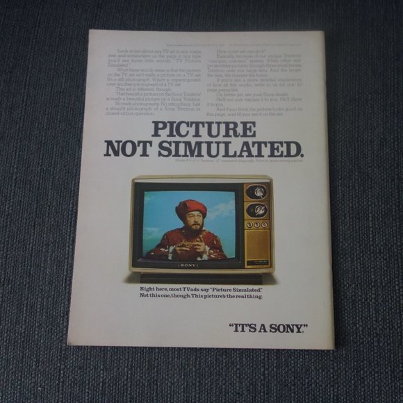 Vintage Philadelphia Flyers Yearbook 1975-76 - Picture 2 of 9